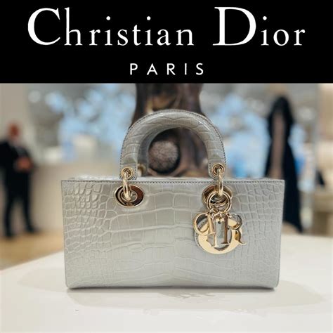 dior purse 2023